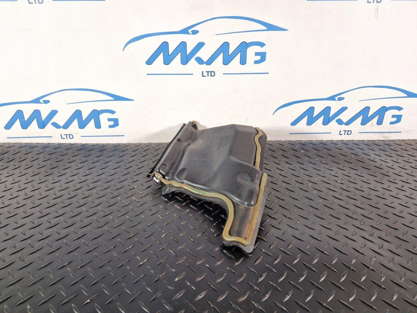 MERCEDES W166 GENUINE ENGINE BAY SOUND INSULATION COVER RIGHT SIDE A1666201578