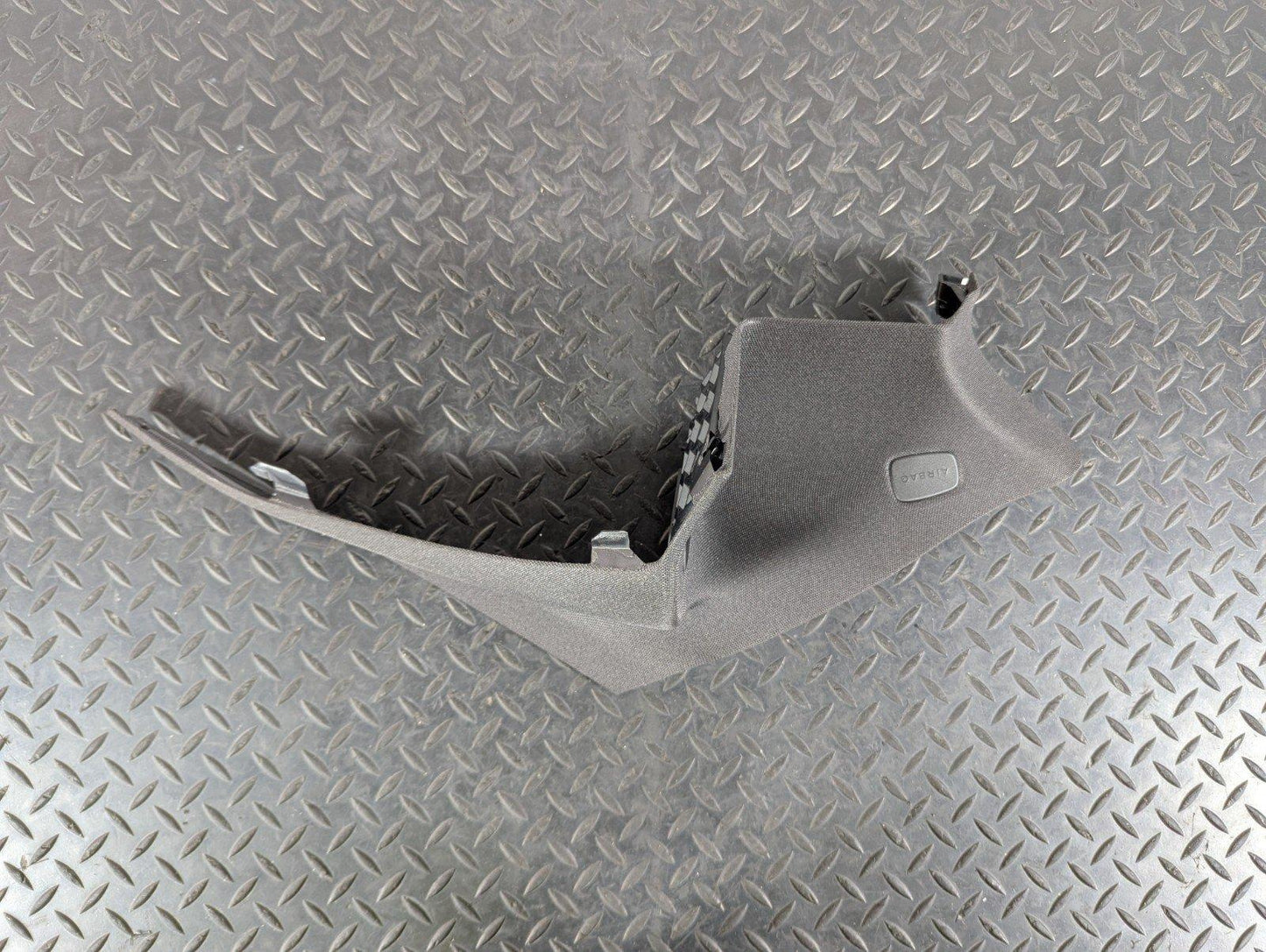 13-19 MERCEDES BENZ CLA C117 RIGHT DRIVER SIDE REAR C PILLAR TRIM A1176902625