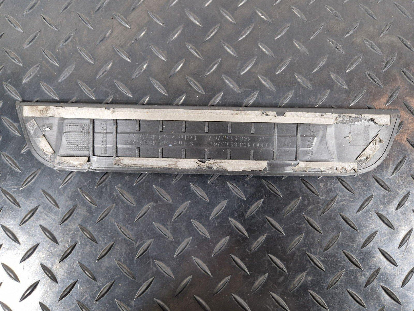 10-18 AUDI A7 4G S-LINE GENUINE REAR RIGHT SILL TRIM 4G8853376