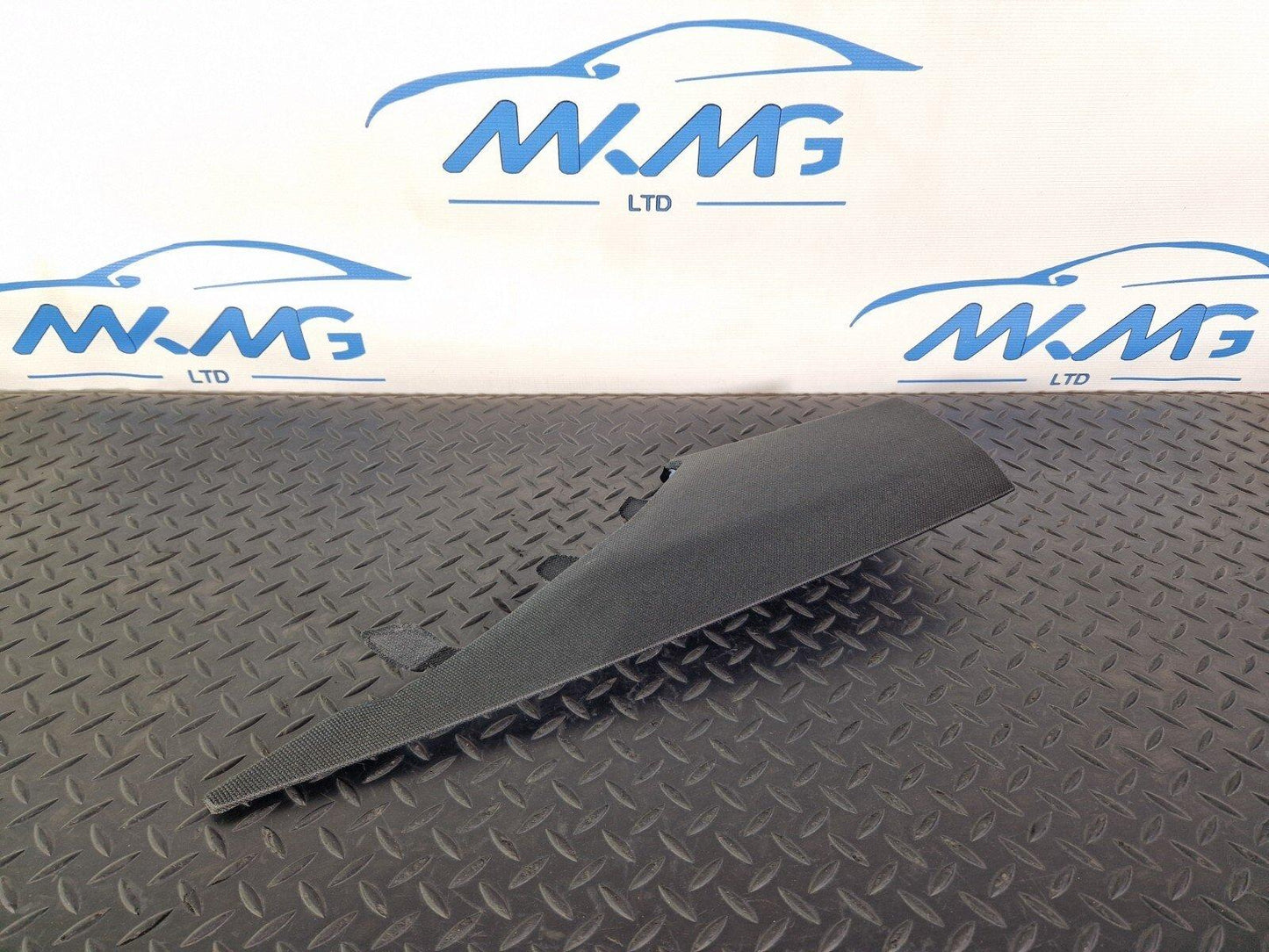 16-19 AUDI A4 B9 S-LINE OEM REAR RIGHT SIDE C-PILLAR TRIM 8W5867246B