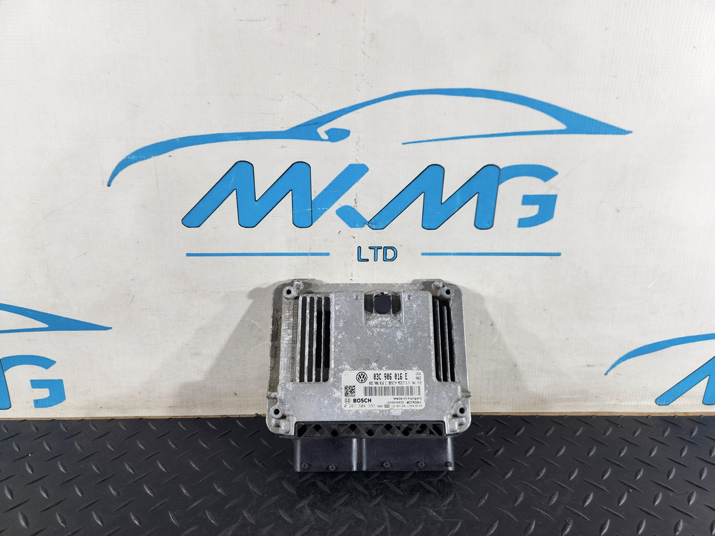 Volkswagen Golf MK6 5K Engine Control Unit ECU 03C906016E