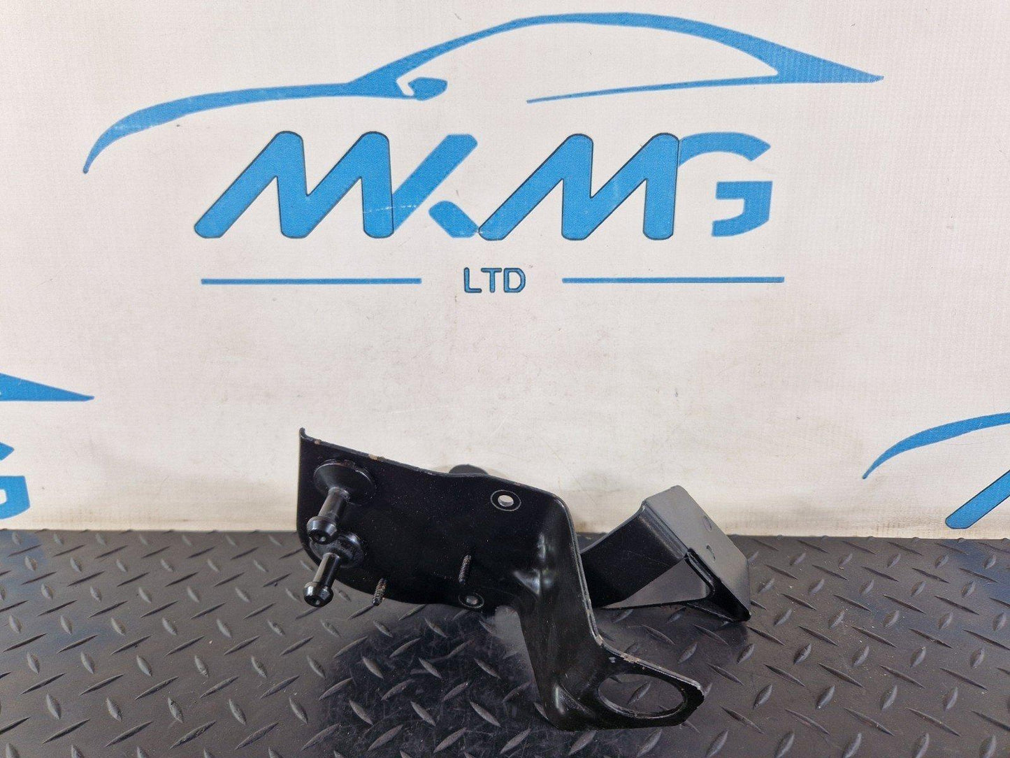 11-19 MERCEDES BENZ ML W166 OEM ABS UNIT BRACKET MOUNT HOLDER A1664310140