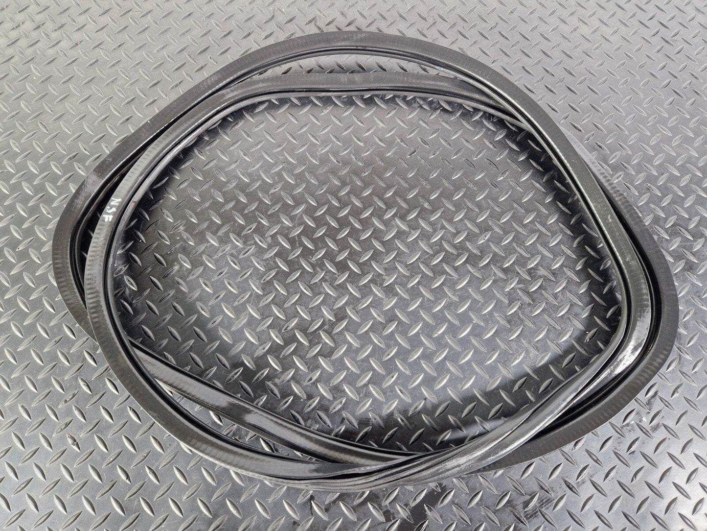 12-17 AUDI Q5 S-LINE GENUINE OEM FRONT INNER DOOR SEAL 8R0831721
