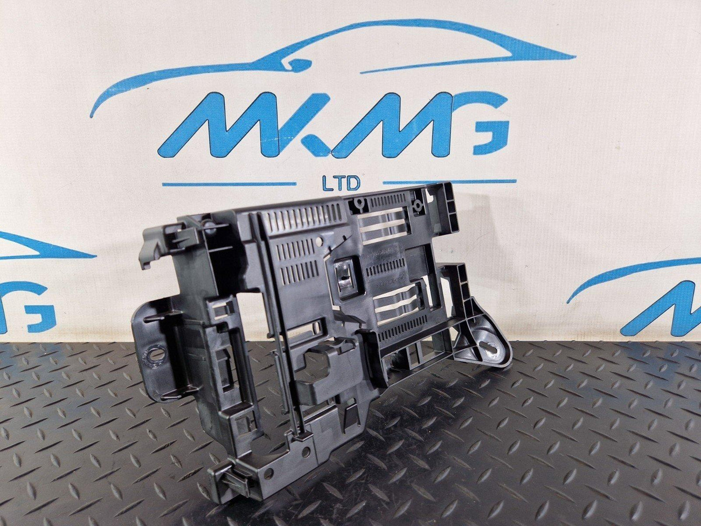 16-19 MERCEDES BENZ GLE W166 CONTROL UNIT BRACKET MOUNT HOLDER A1665454347