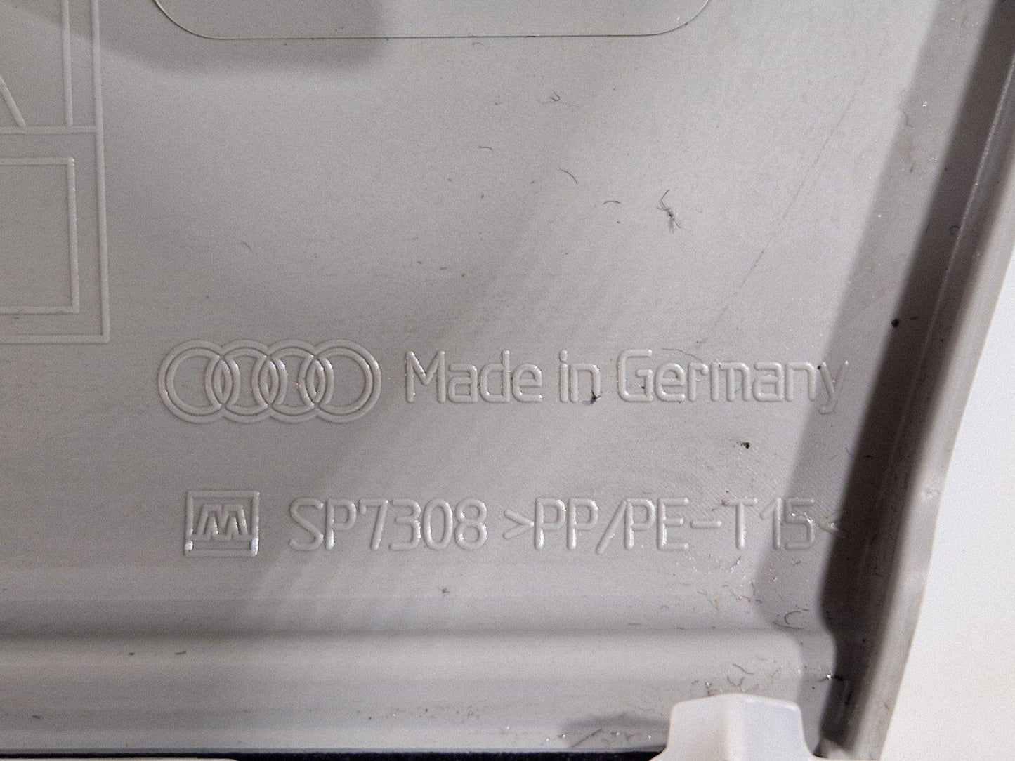 16-19 AUDI A4 B9 S-LINE GENUINE RIGHT O/S B-PILLAR TRIM COVER 8W0867244C