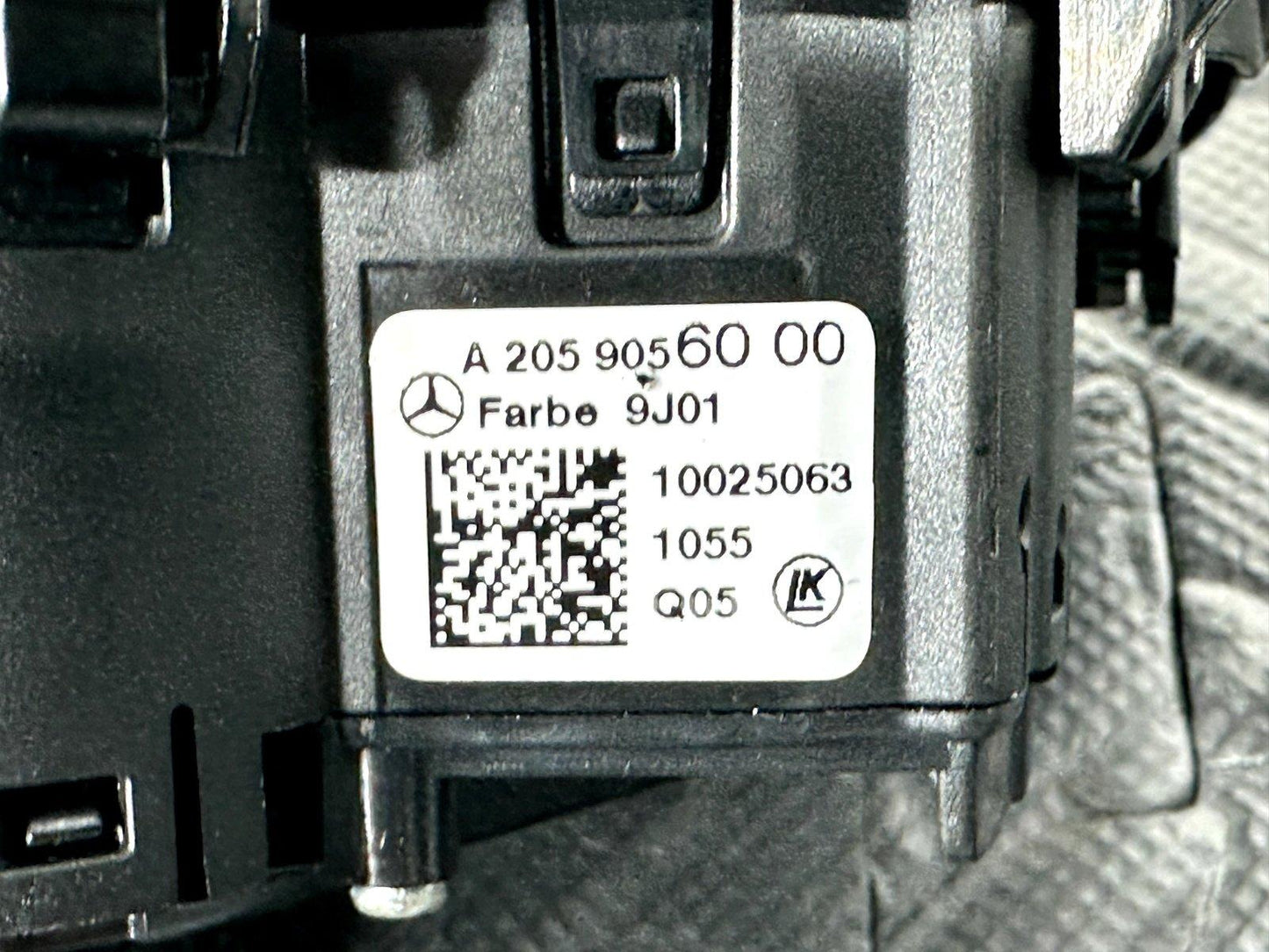 14-21 MERCEDES BENZ C300 W205 GENUINE HEADLIGHT CONTROL SWITCH A2059056000