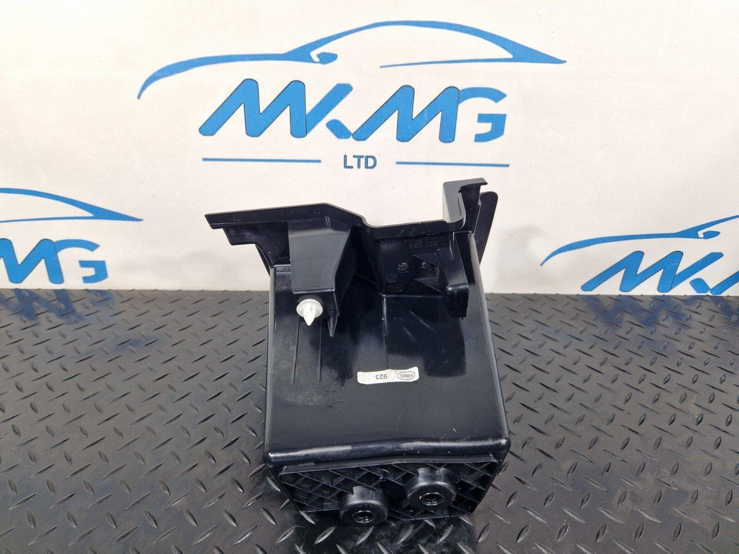 14-21 BMW 2 SERIES GRAN TOURER GENUINE F46 REAR LEFT BOOT STORAGE BOX 7327033