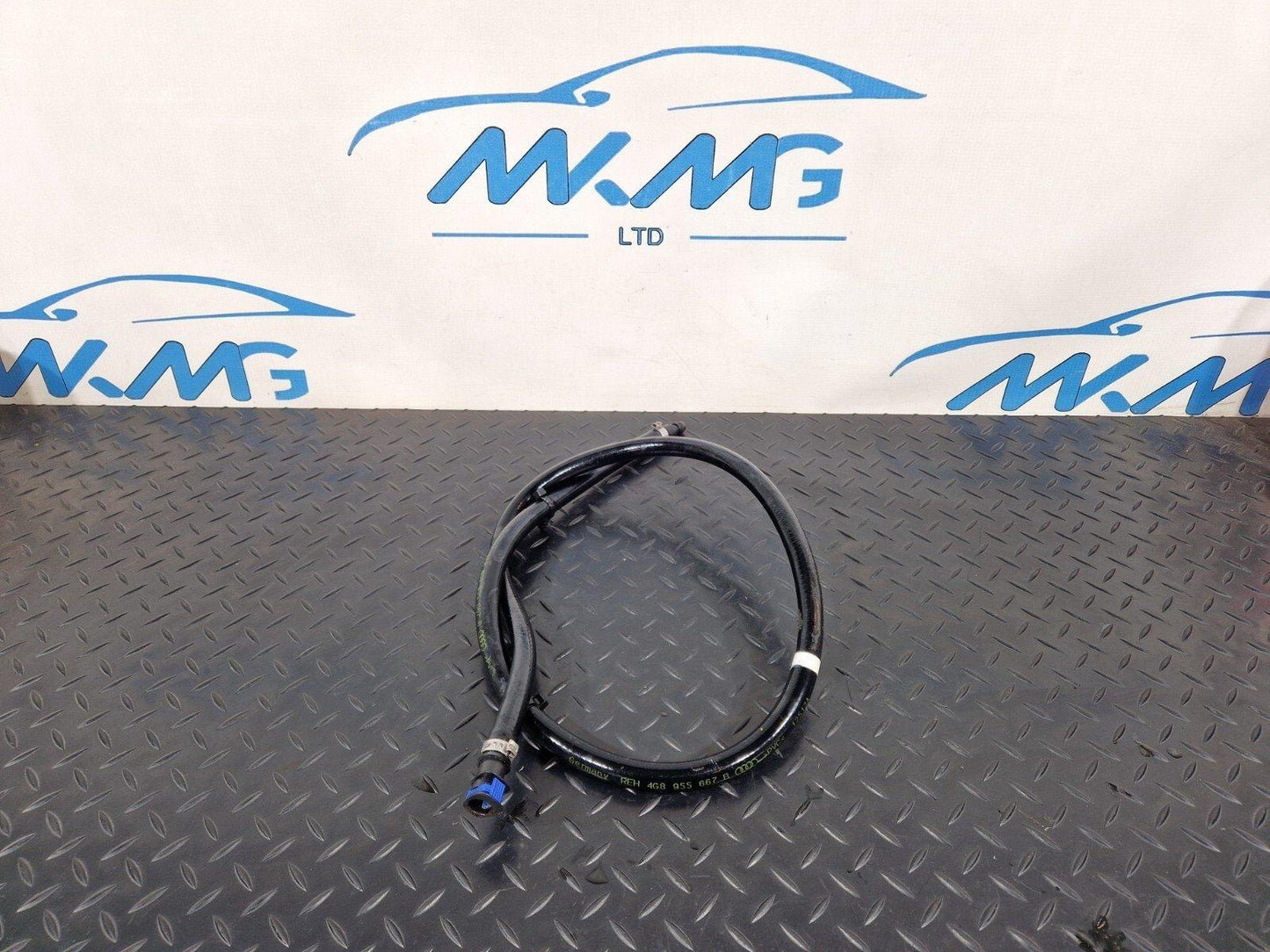 10-18 AUDI A7 4G S-LINE GENUINE HEADLIGHT WASHER NOZZLE HOSE PIPE 4G8955667B