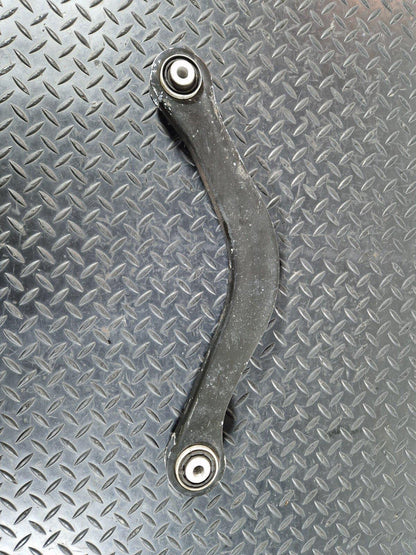 16-19 AUDI A4 B9 GENUINE OEM REAR RIGHT O/S CONTROL ARM 8W0505398F 8W0505371F