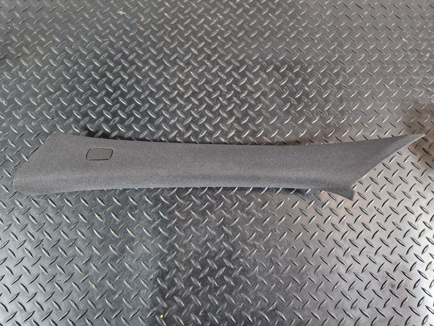12-18 MERCEDES W176 LCI AMG LINE LEFT N/S A-PILLAR TRIM PANEL A1766901700