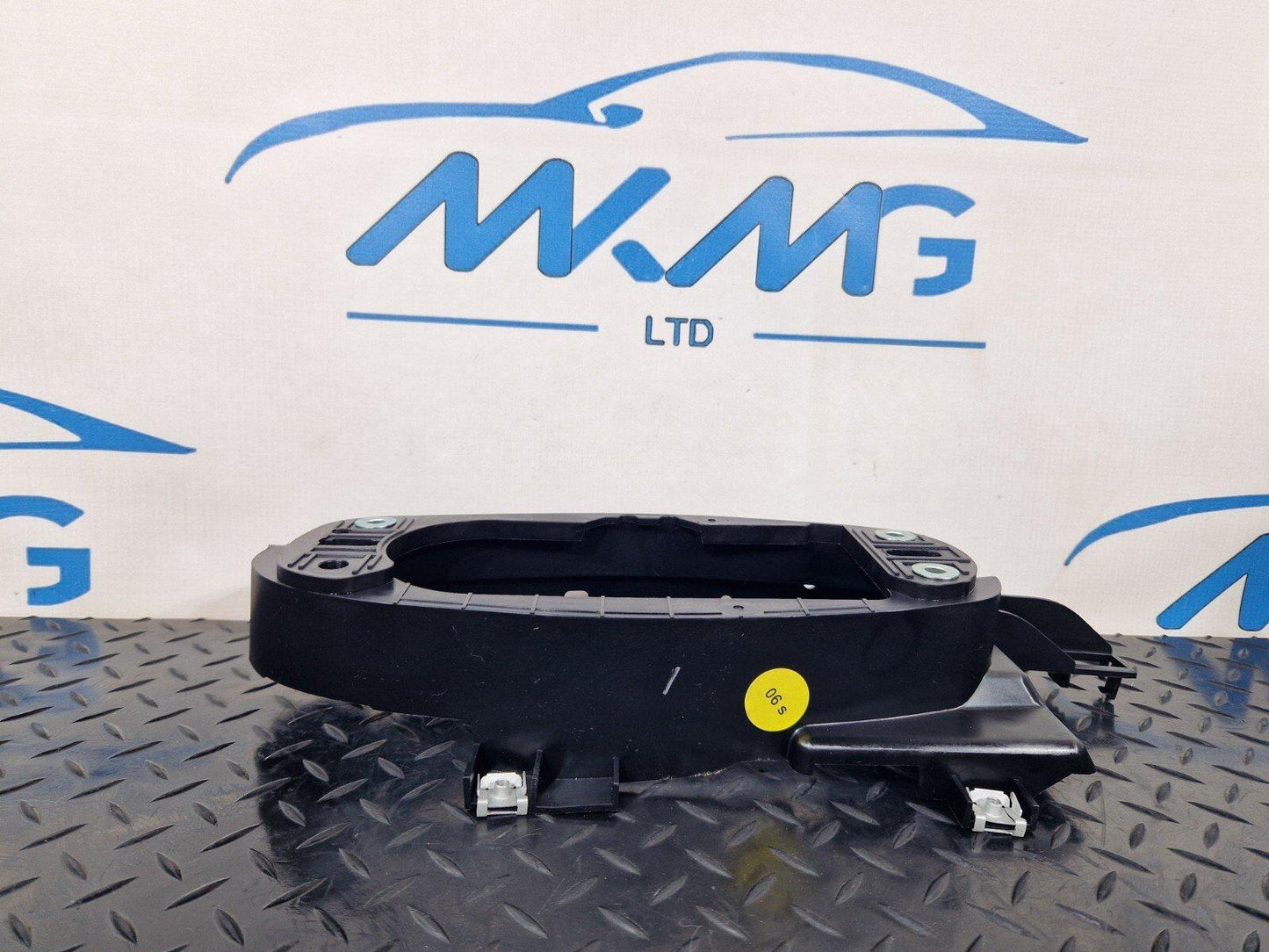 16-19 AUDI A4 B9 GENUINE GEARSTICK MOUNTING PLATE BRACKET 8W0863531