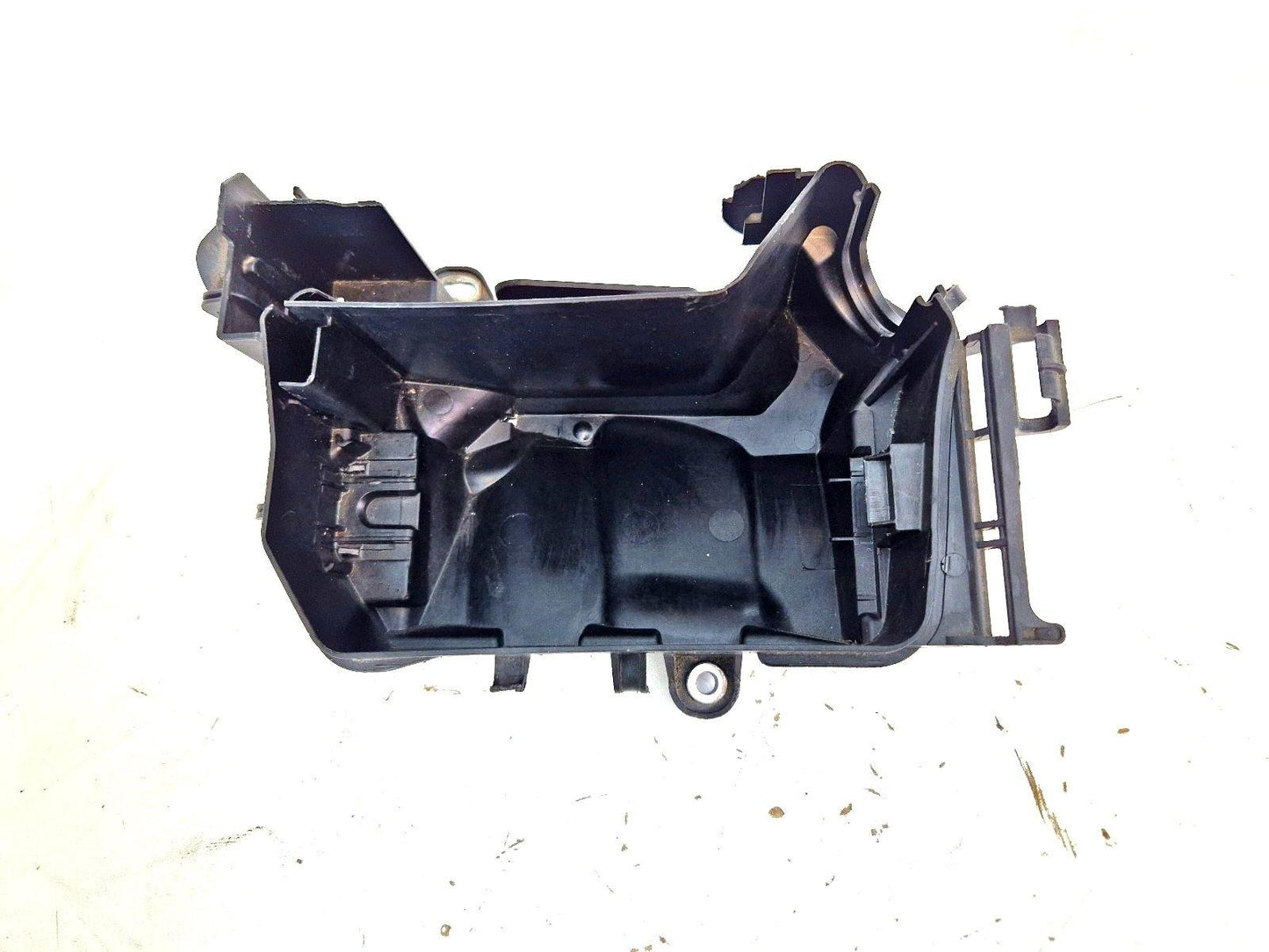 2014 MERCEDES-BENZ C117 W176 FUSE BOX A2465400024