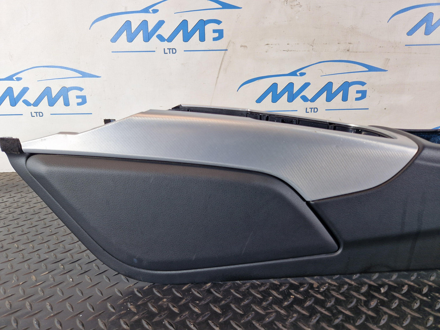 Audi A6 Allroad C7 Center Console 4G0863244D