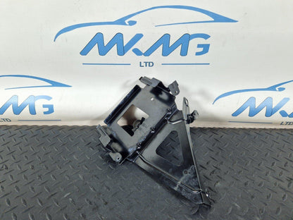 11-19 MERCEDES BENZ ML W166  ENGINE ECU MOUNT SUPPORT HOLD BRACKET A1665452840
