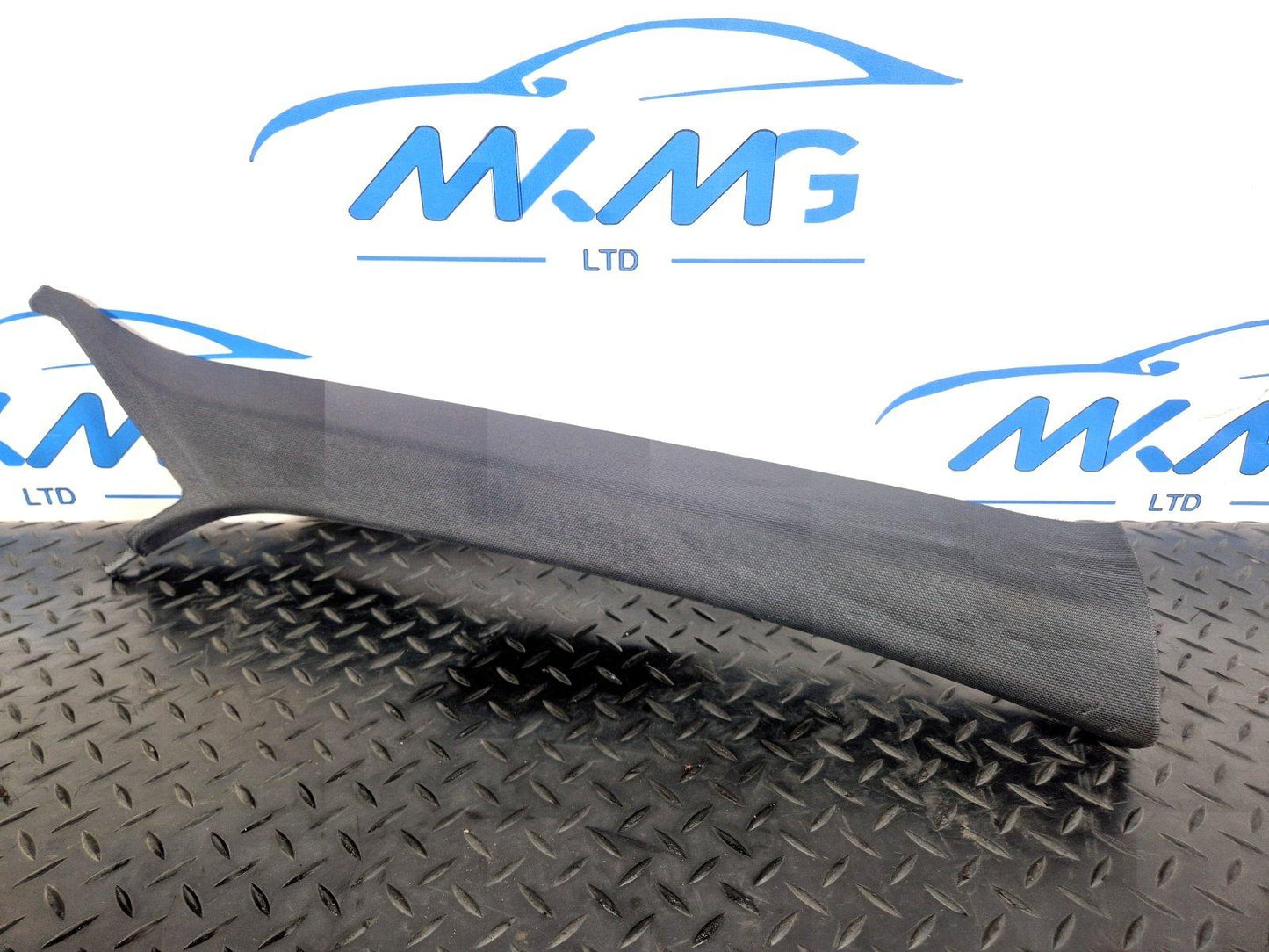 16-19 AUDI A4 B9 S-LINE FRONT RIGHT O/S A-PILLAR BLACK TRIM 8W0867234