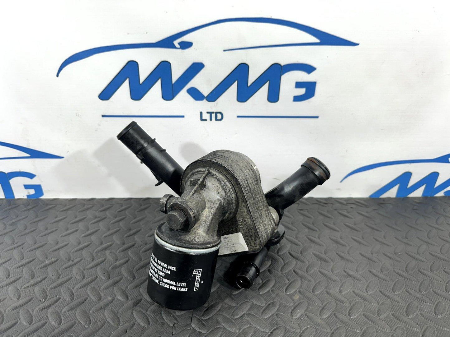 12-18 MERCEDES A CLASS 1.5 CDI OM607 WATER COOLANT PIPE & OIL COOLER  210475246R