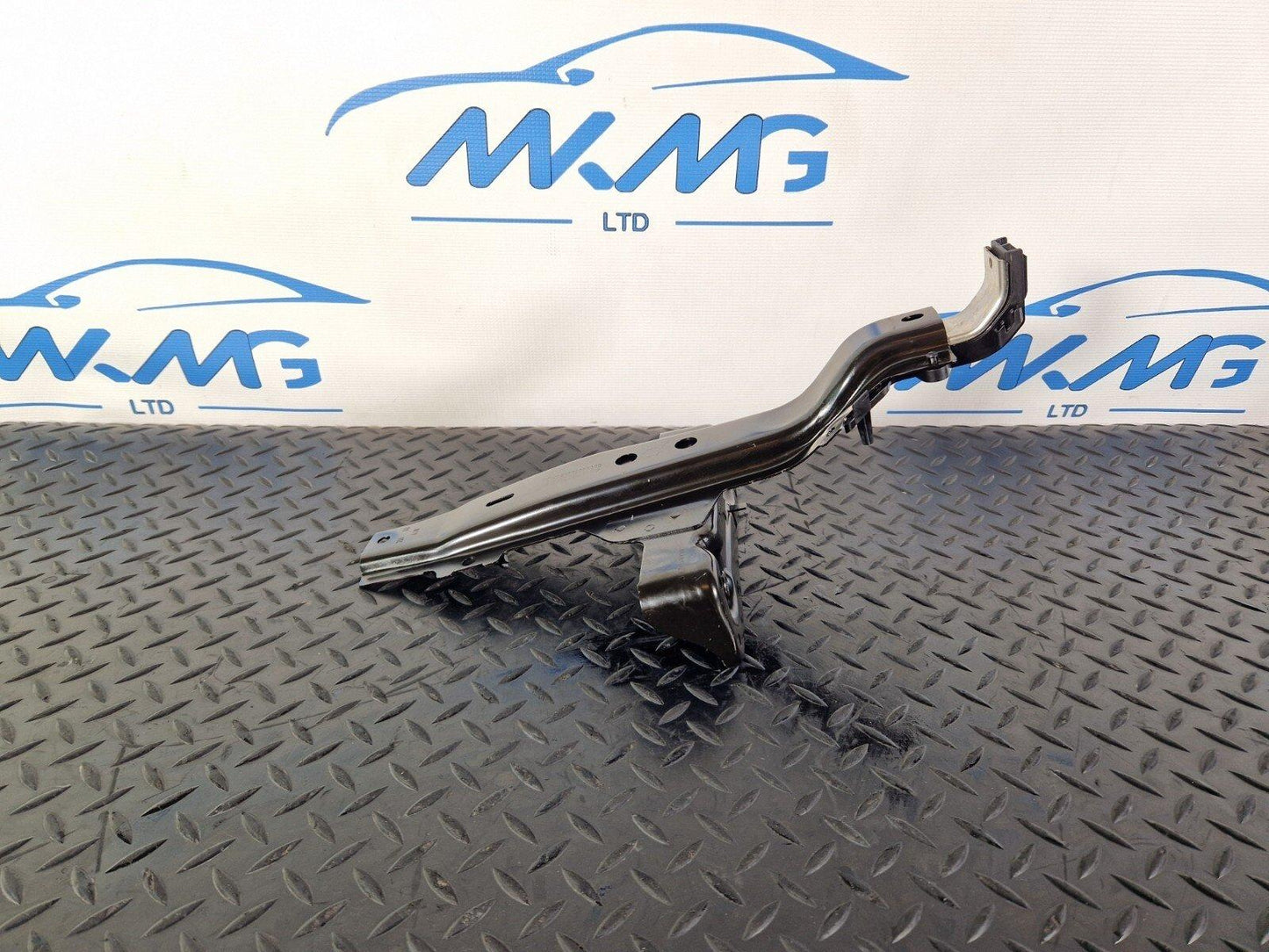 18-ON MERCEDES BENZ A CLASS W177 OEM BATTERY MOUNT HOLDER BRACKET A1776203400