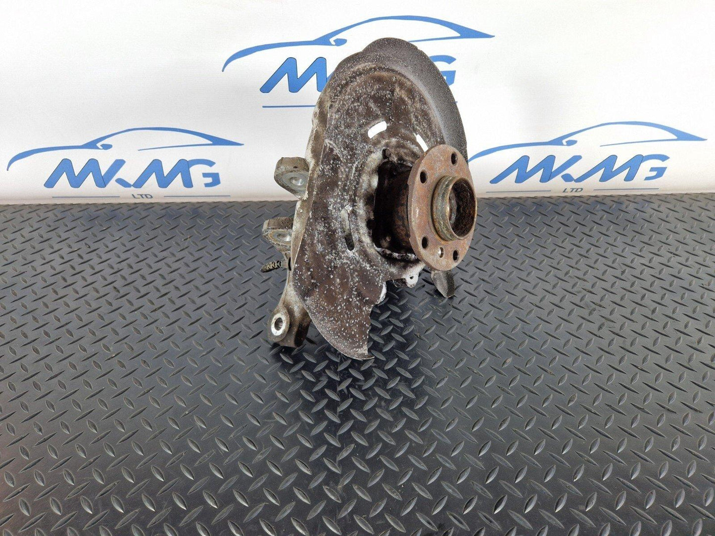 11-18 BMW 6 SERIES F06 OEM RHD REAR RIGHT WHEEL HUB 685289 6784901