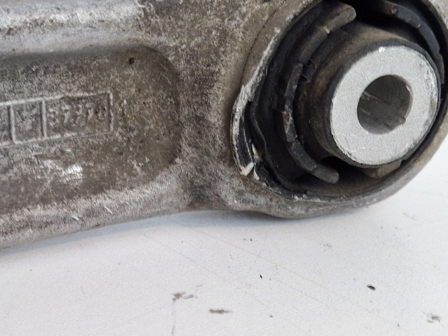 16-19 AUDI A4 AVANT B9 GENUINE FRONT LEFT PASSENGER SIDE CONTROL ARM 8W0407155A