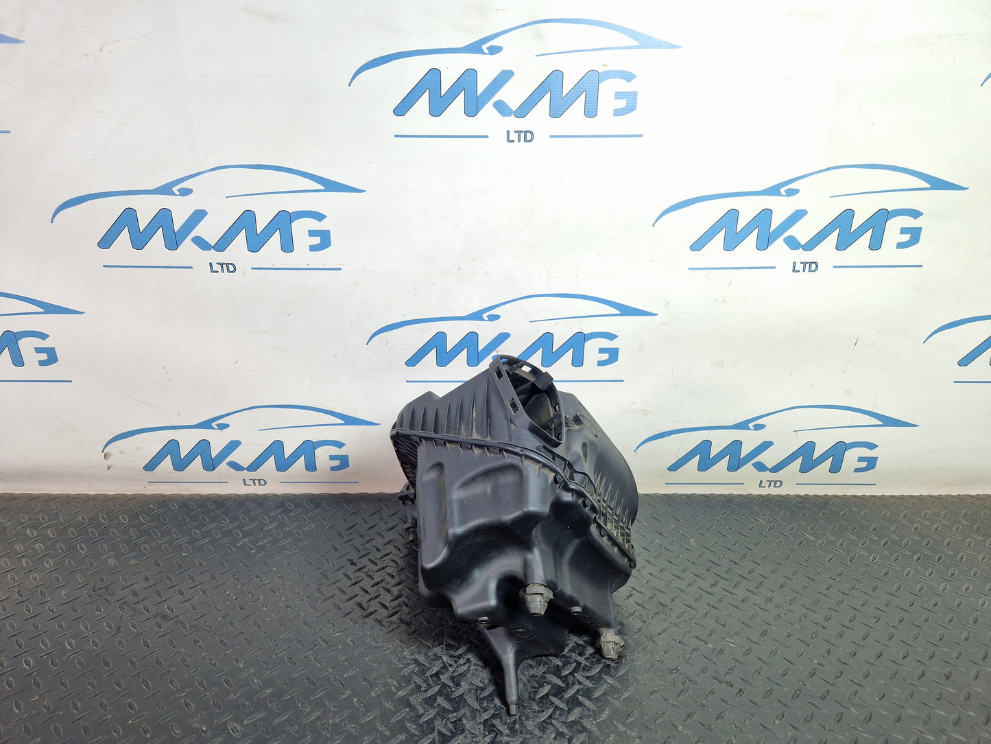 Audi A6 Allroad C7 Genuine Air Filter Housing Box 4G0133838AC