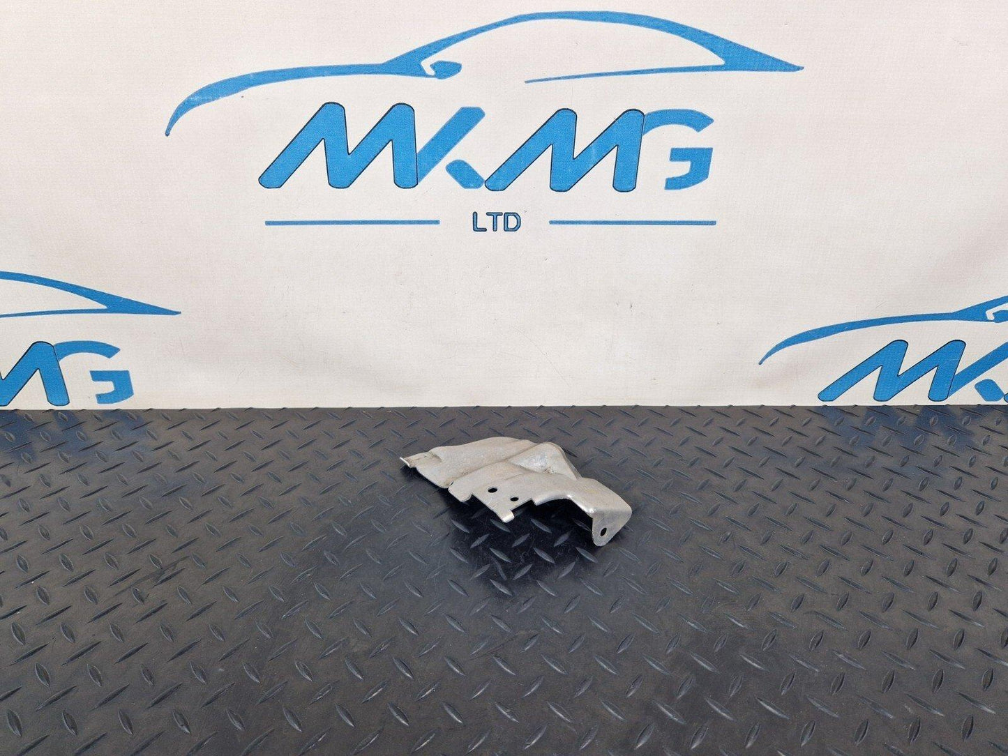 14-21 MERCEDES BENZ C220d W205 GENUINE OEM PROTECTIVE SHIELD PLATE A7252710600