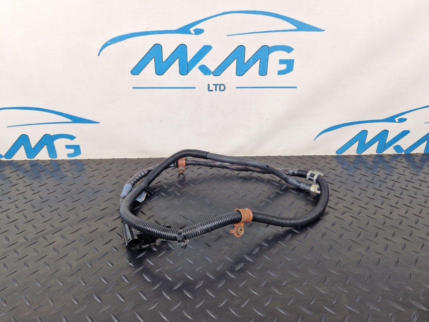 12-18 MERCEDES BENZ W176 GENUINE BATTERY TO STARTER HARNESS A2465405733