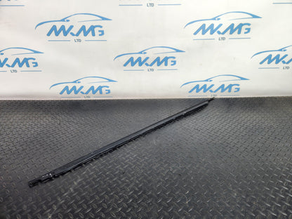 Land Rover Range Rover Evoque Front Right Outer Window Trim Strip K8D2201A38A