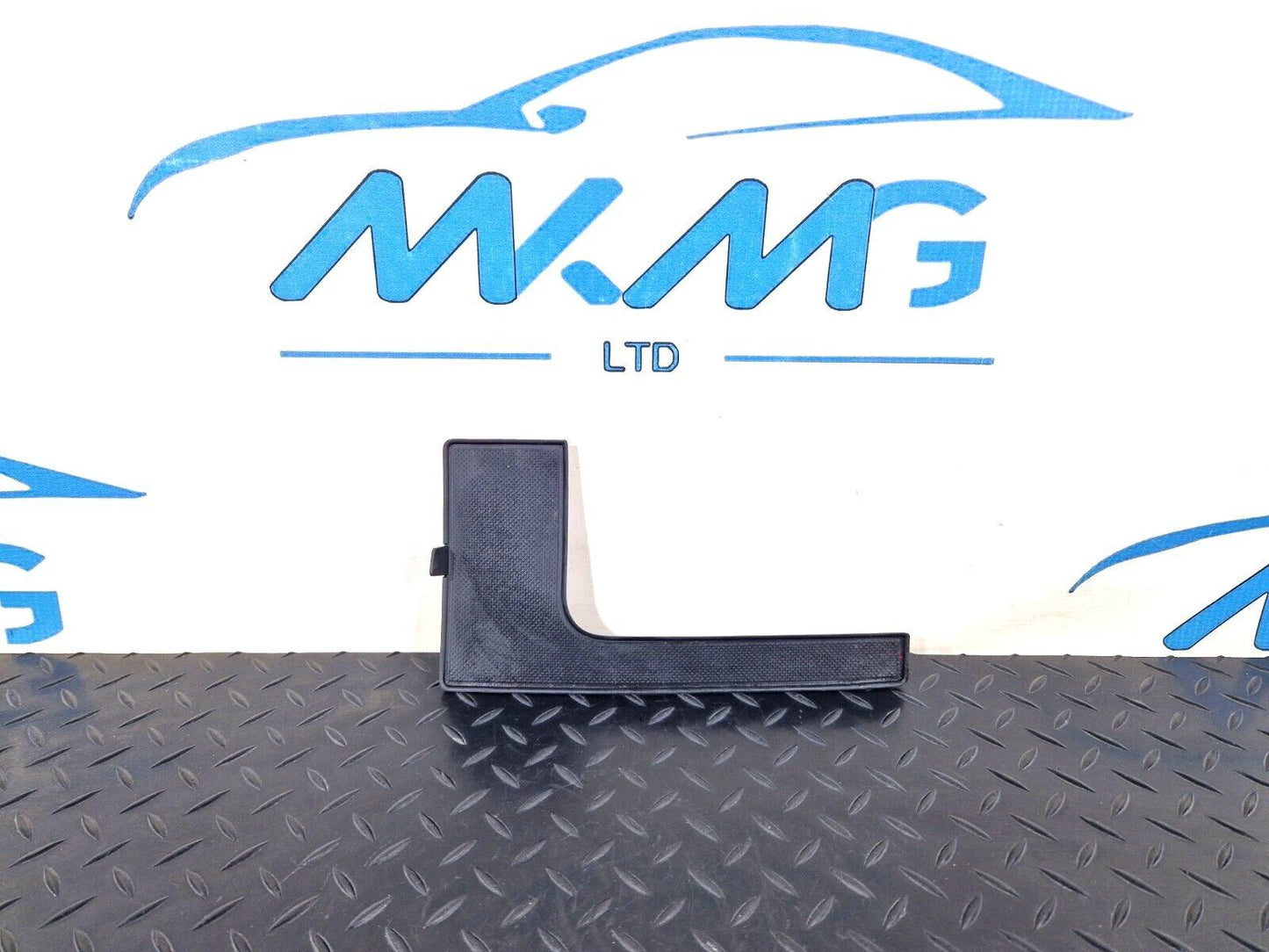16-19 AUDI A4 AVANT B9 S-LINE OEM CENTRE CONSOLE RUBBER INSERT 8W0863301B