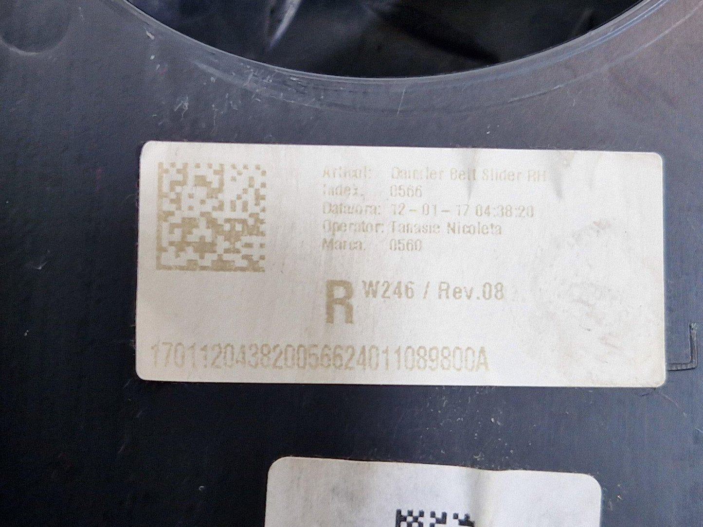 14-20 MERCEDES BENZ GLA X156 FRONT RIGHT DRIVER SIDE B-PILLAR TRIM A1566904200
