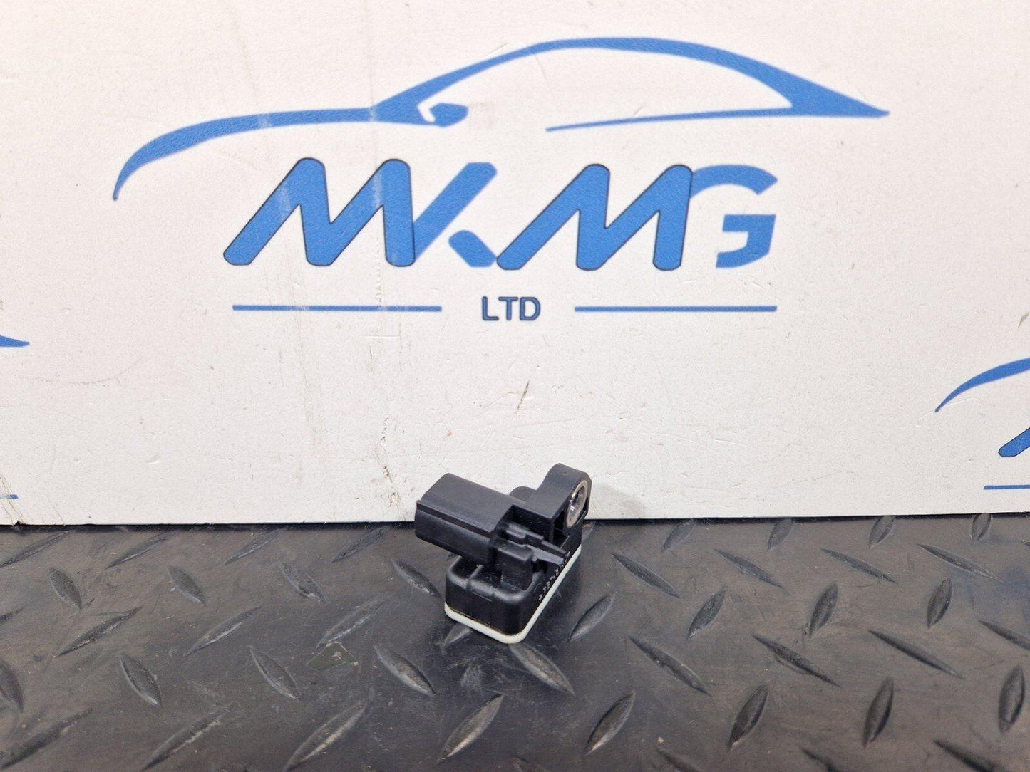 14-21 MERCEDES-BENZ C-CLASS C250D W205 GENUINE CRASH IMPACT SENSOR A0009057600