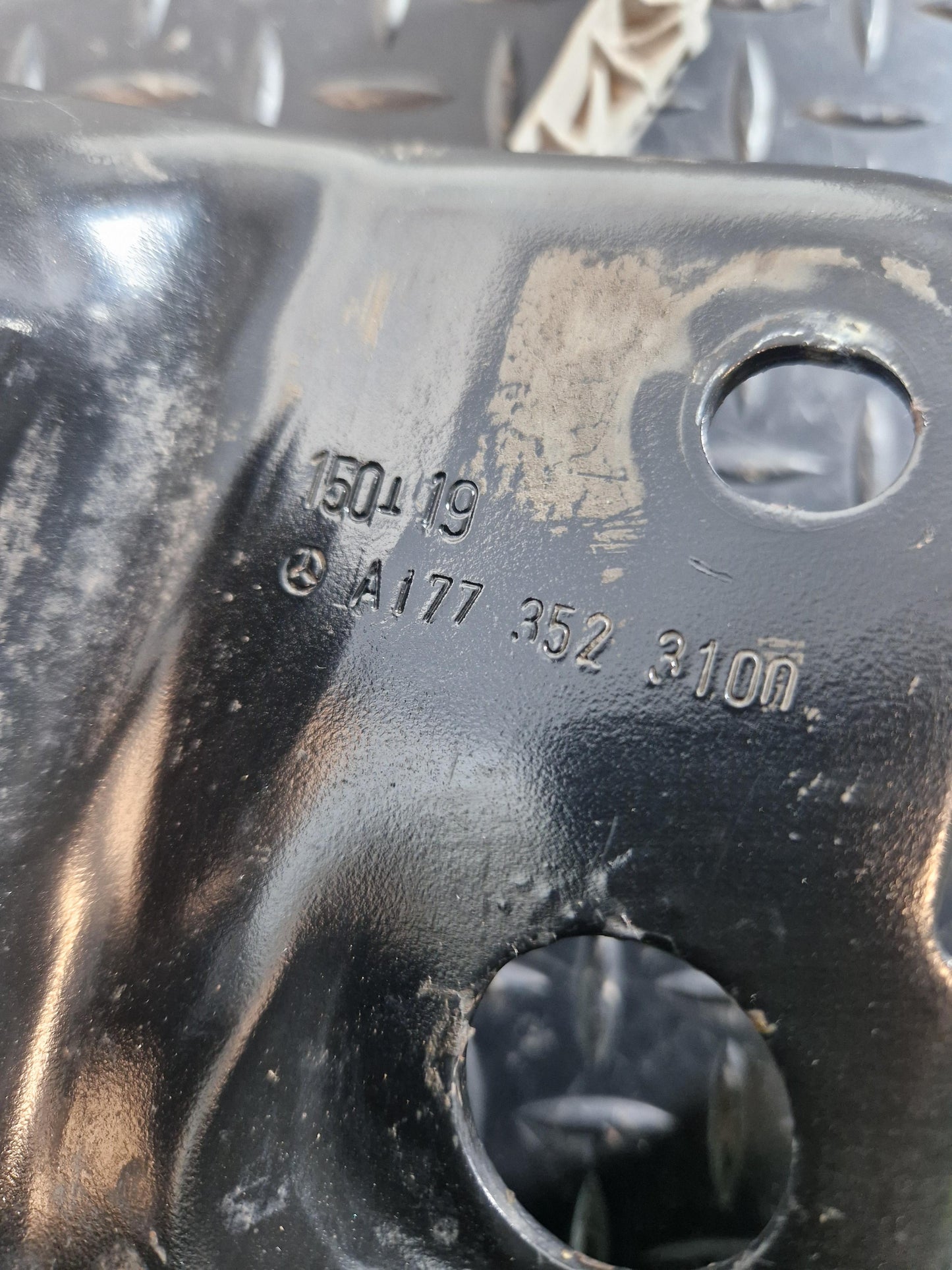 2019 -Mercedes B200d B-Class W247 Rear Left Control Arm A1773523100 A2473520700