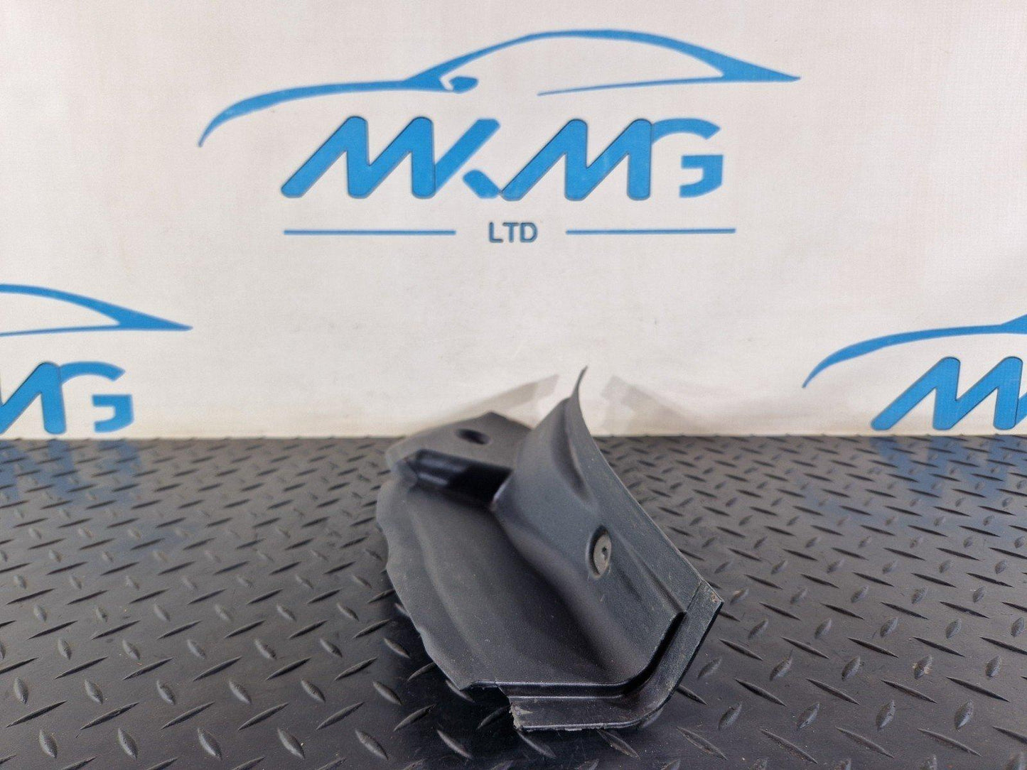 11-19 MERCEDES BENZ ML W166 QUARTER PILLAR TRIM COVER REAR LEFT SIDE A1666910308