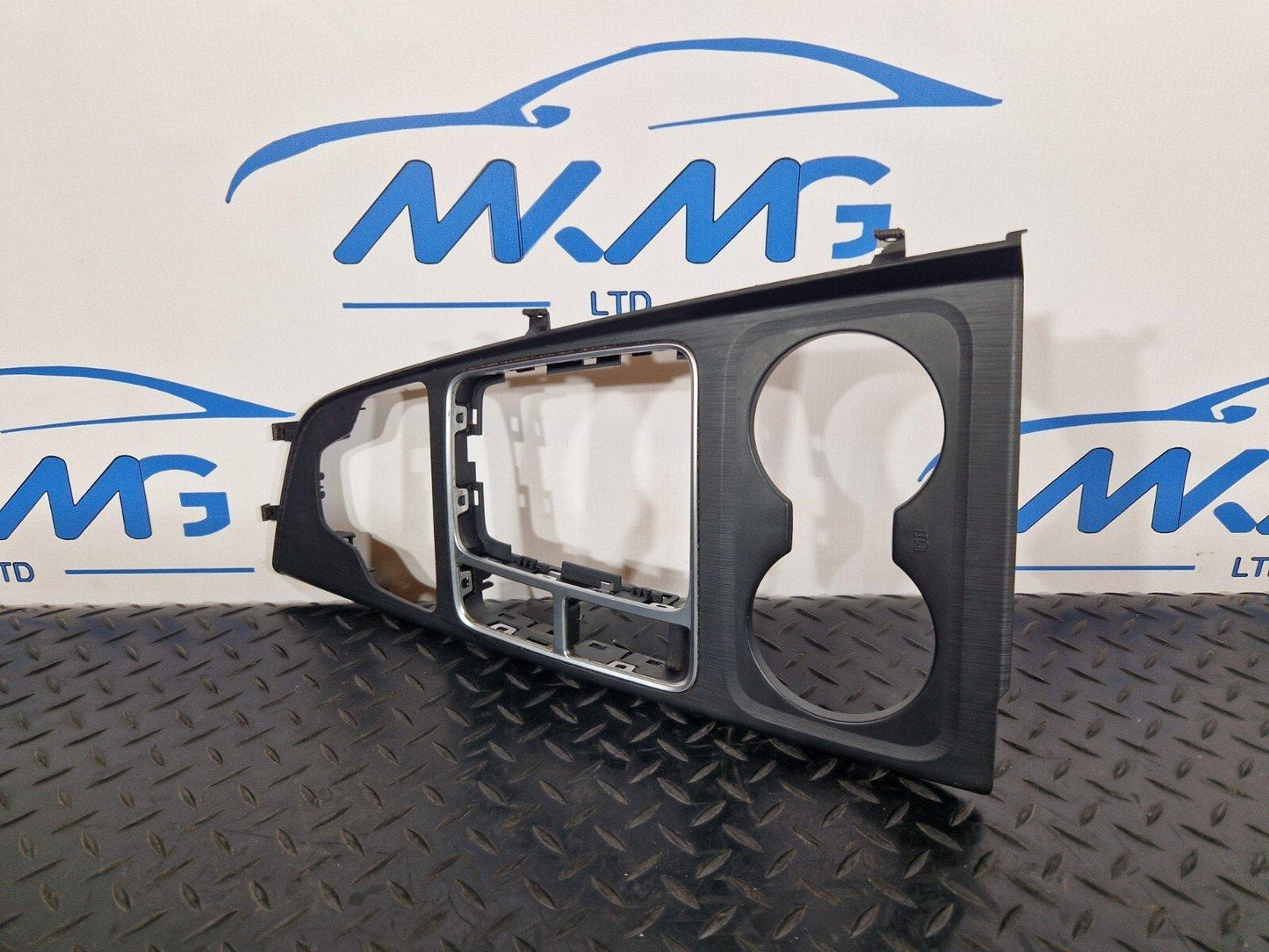 16-19 AUDI A4 B9 CENTRE CONSOLE COVER TRIM SURROUND PANEL 8W2864241