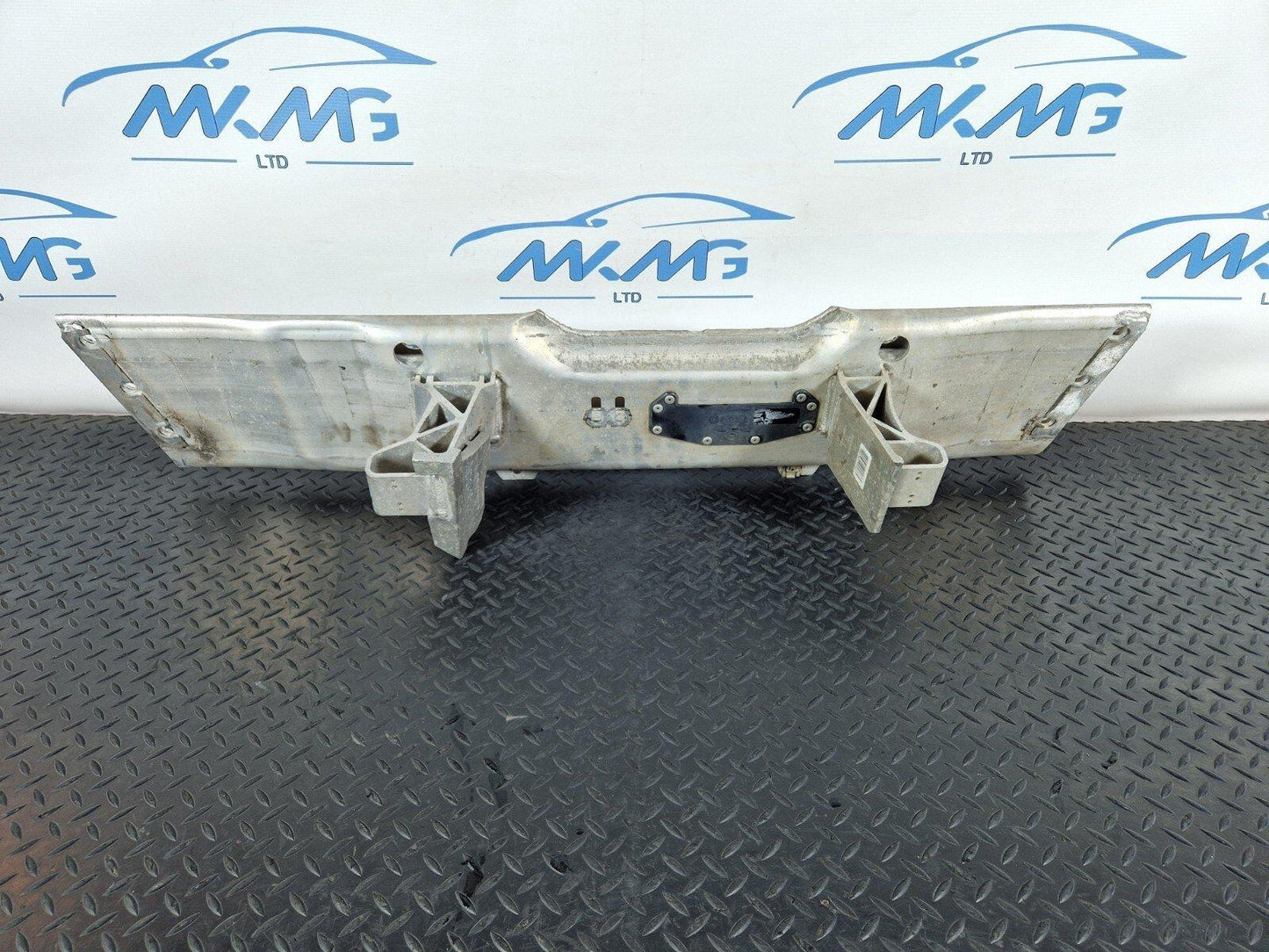 11-19 MERCEDES BENZ ML W166  GEARBOX MOUNT SUPPORT BRACKET A1662410047