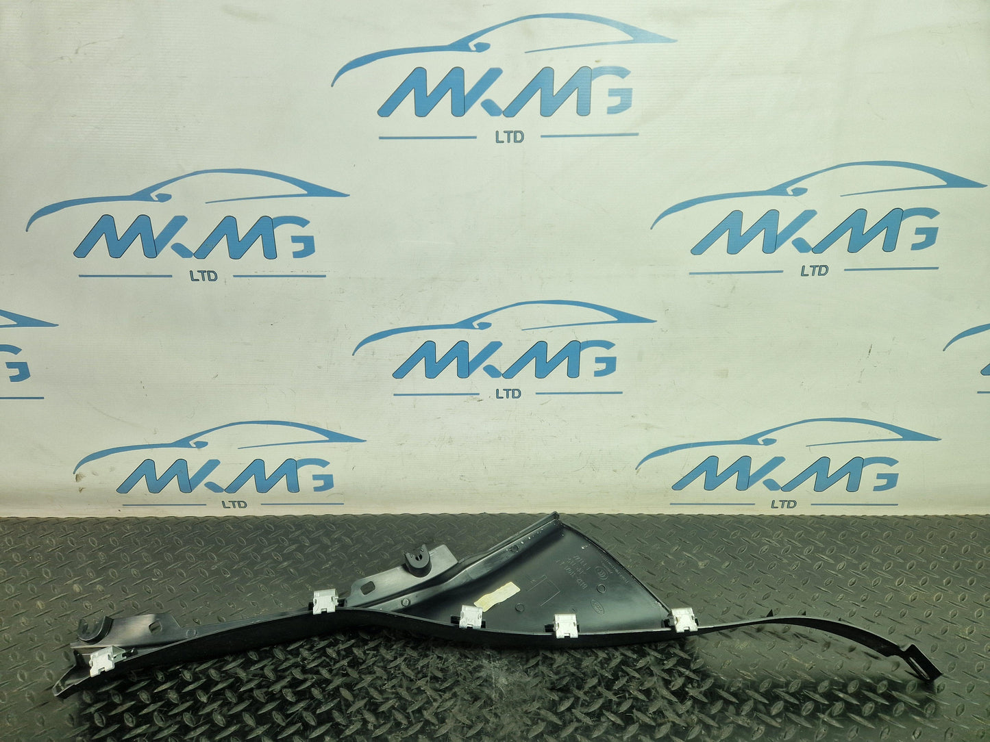 12-18 Land Rover Range Rover Evoque L538 Rear Left C Pillar Trim BJ3231071AEW