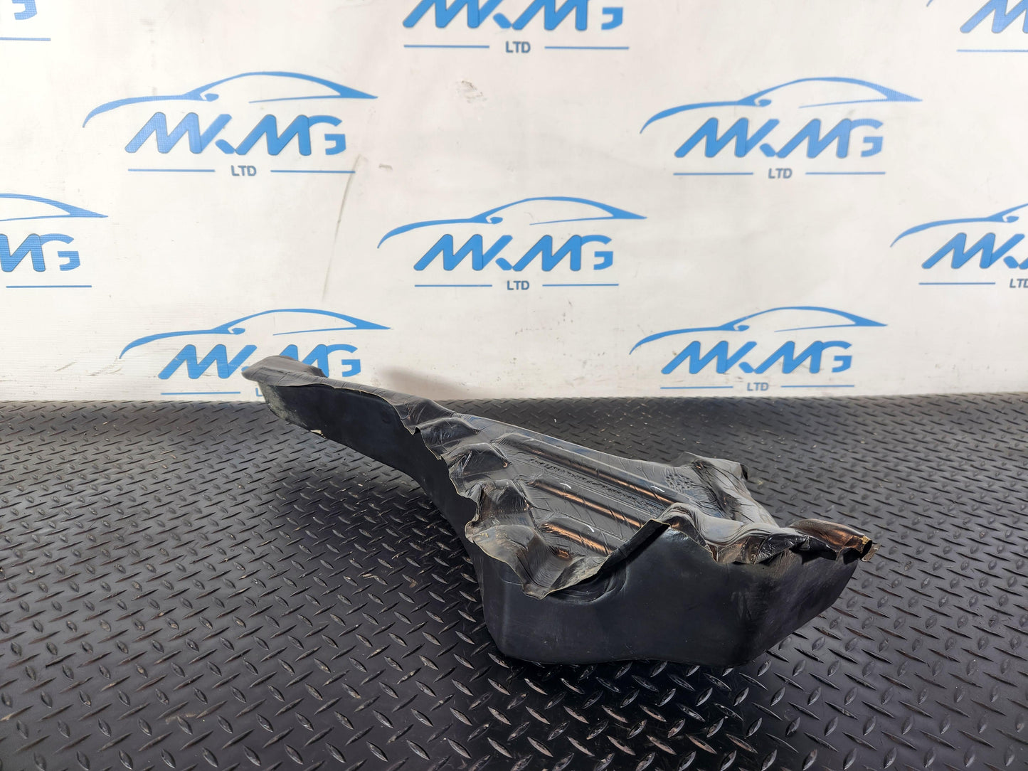 BMW 2 Series F45 F46 Fender Foam Support 739403506