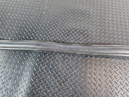 11-19 MERCEDES BENZ ML GLE W166 OEM ENGINE RUBBER SEAL A1668870098