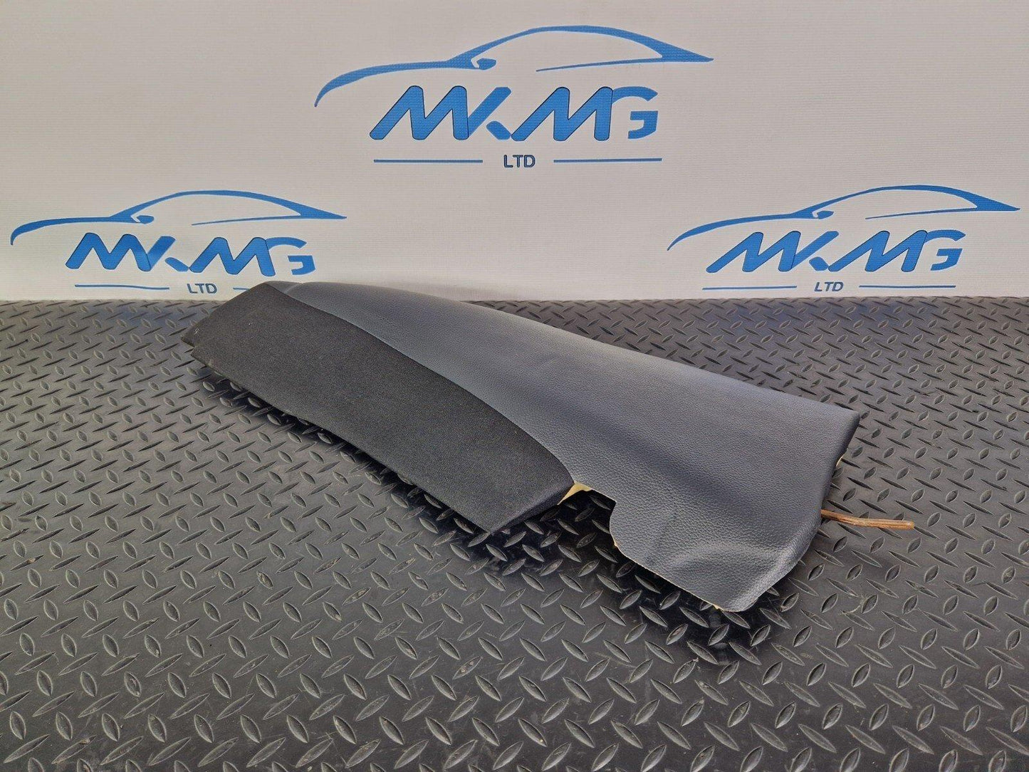 14-21 MERCEDES BENZ C300h W205 OEM REAR SEAT BOLSTER PANEL LEFT SIDE 5504251021