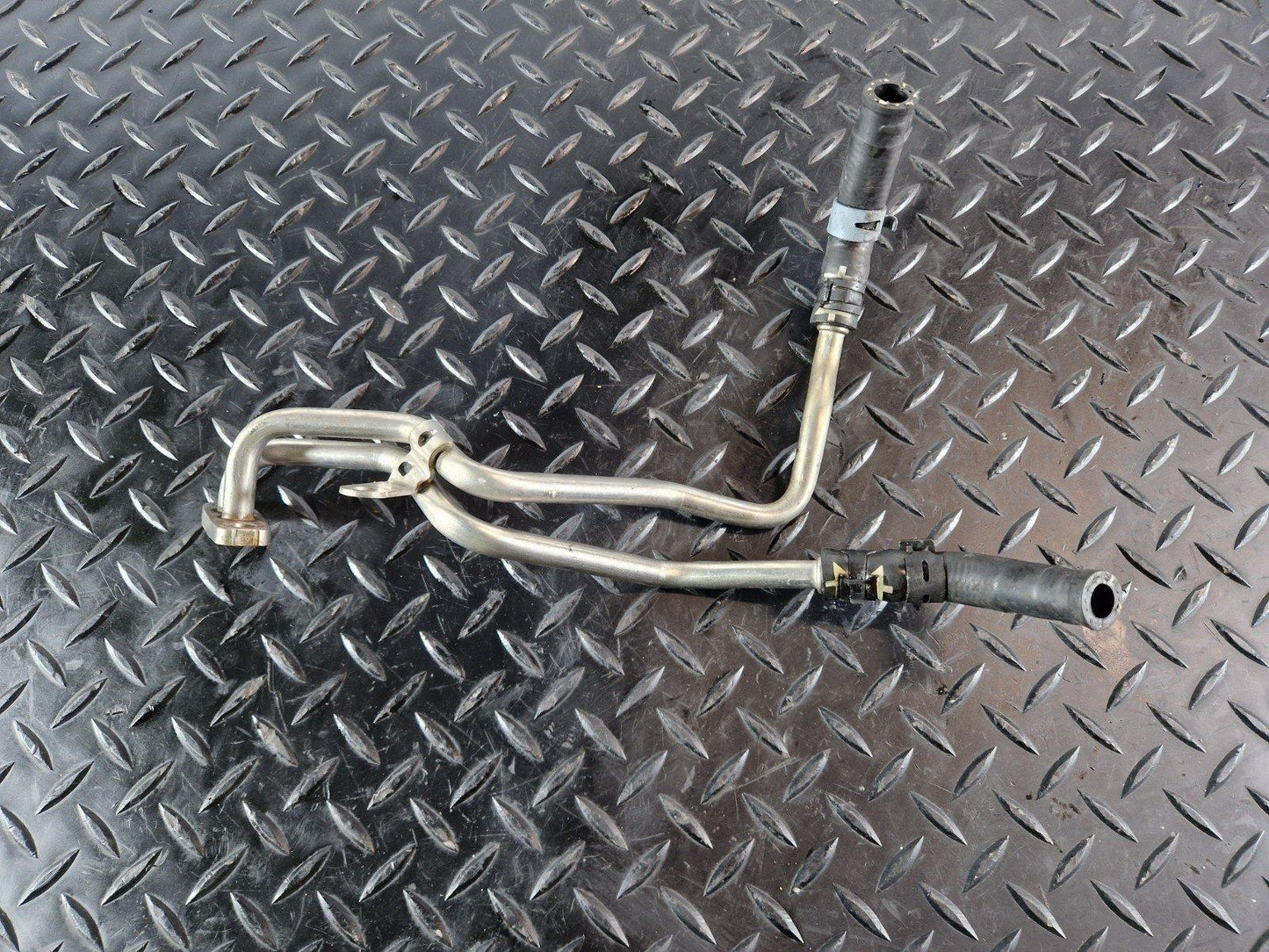 12-18 AUDI A6 C7 2.0 TDI DIESEL CGLC/CGL COOLANT HOSE PIPE LINE 04L122157BC