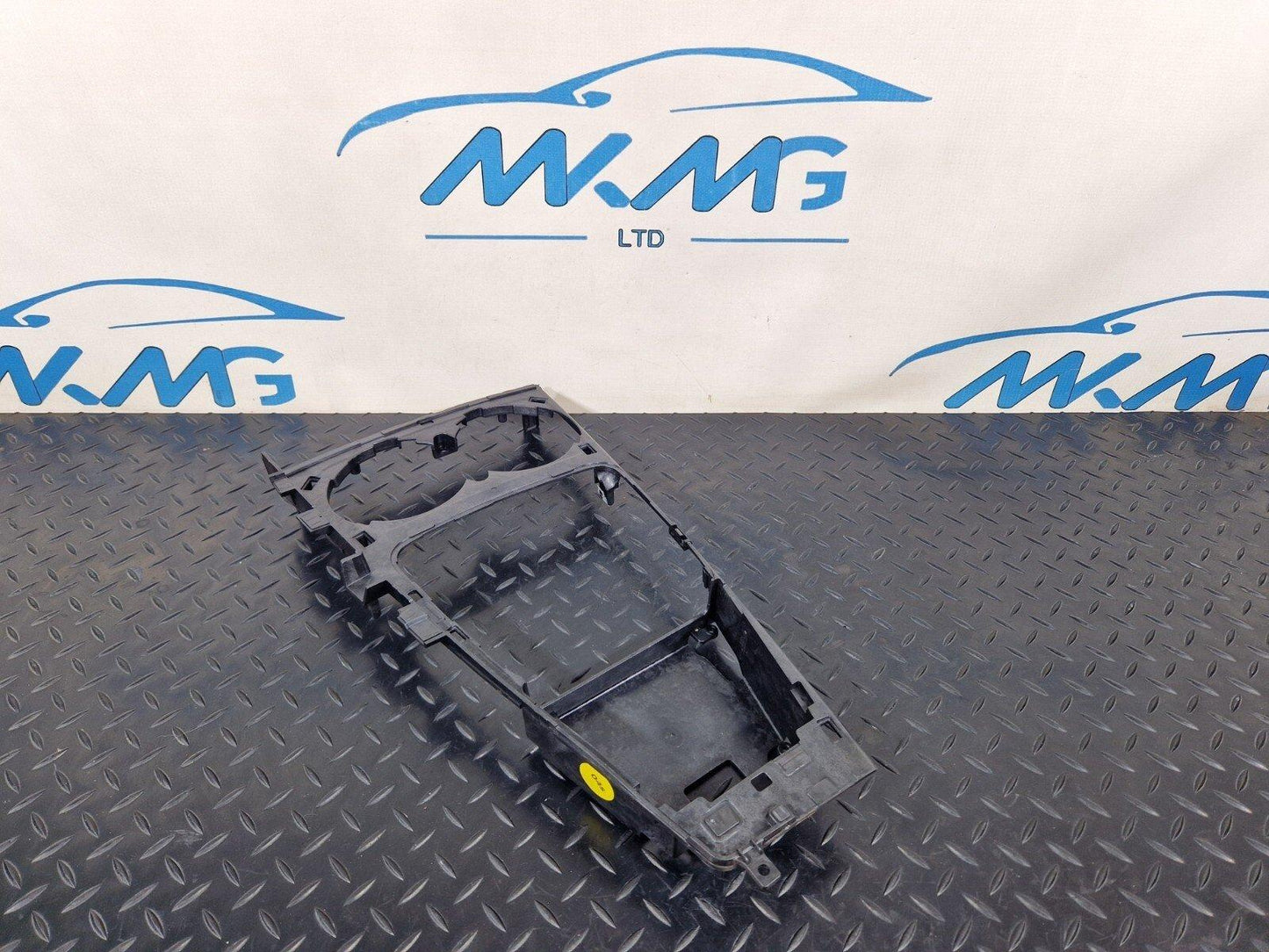 16-19 AUDI A4 B9 S-LINE OEM CENTRE CONSOLE TRIM 8W2864261
