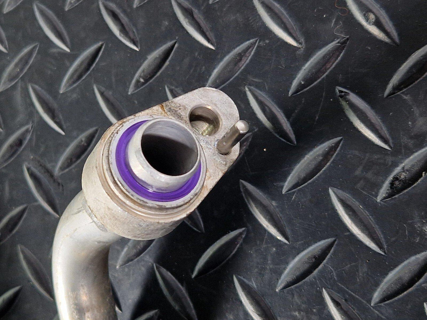 14-21 MERCEDES BENZ C200d W205 DIESEL A/C AIR CONDITIONING PIPE A2058307201