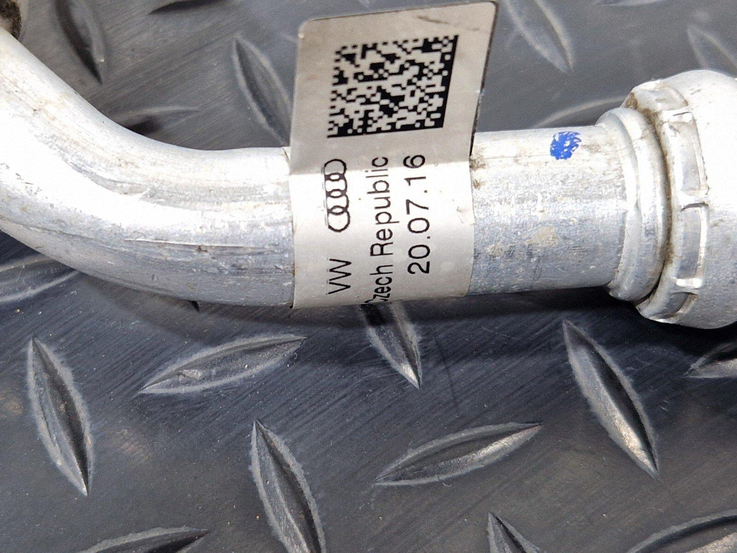 16-19 AUDI A4 AVANT B9 S-LINE AIR CONDITIONING AC PIPE HOSE LINE 8W0816743D