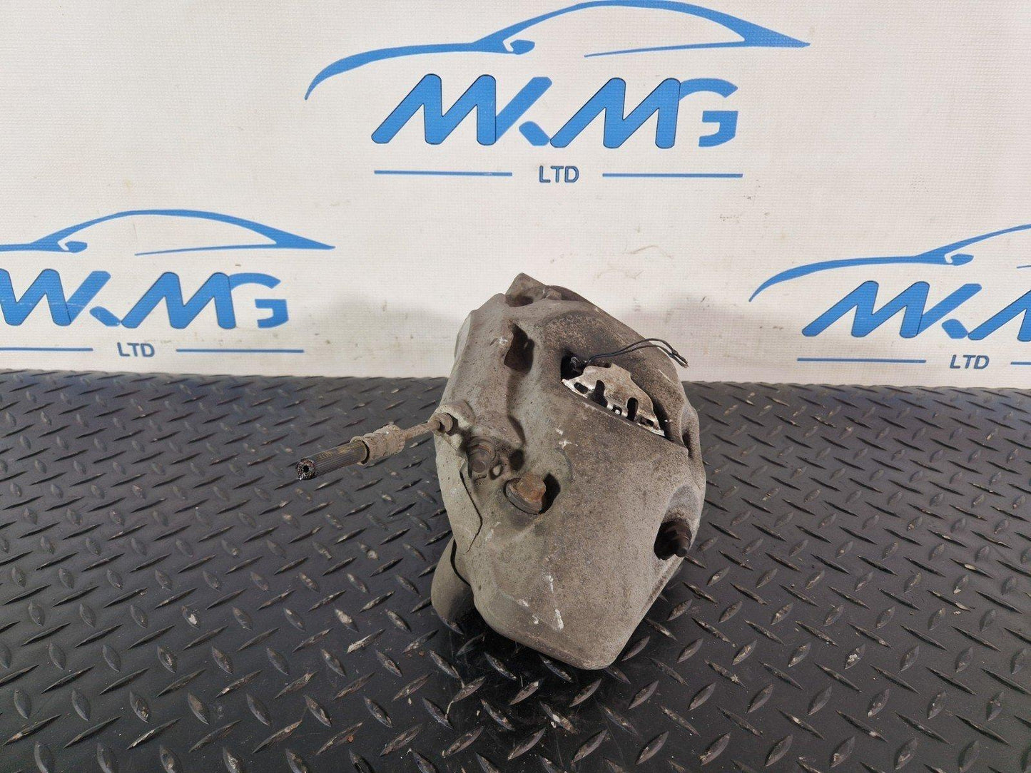 16-20 AUDI Q7 4M GENUINE FRONT LEFT N/S COMPLETE BRAKE CALIPER 4M0615105