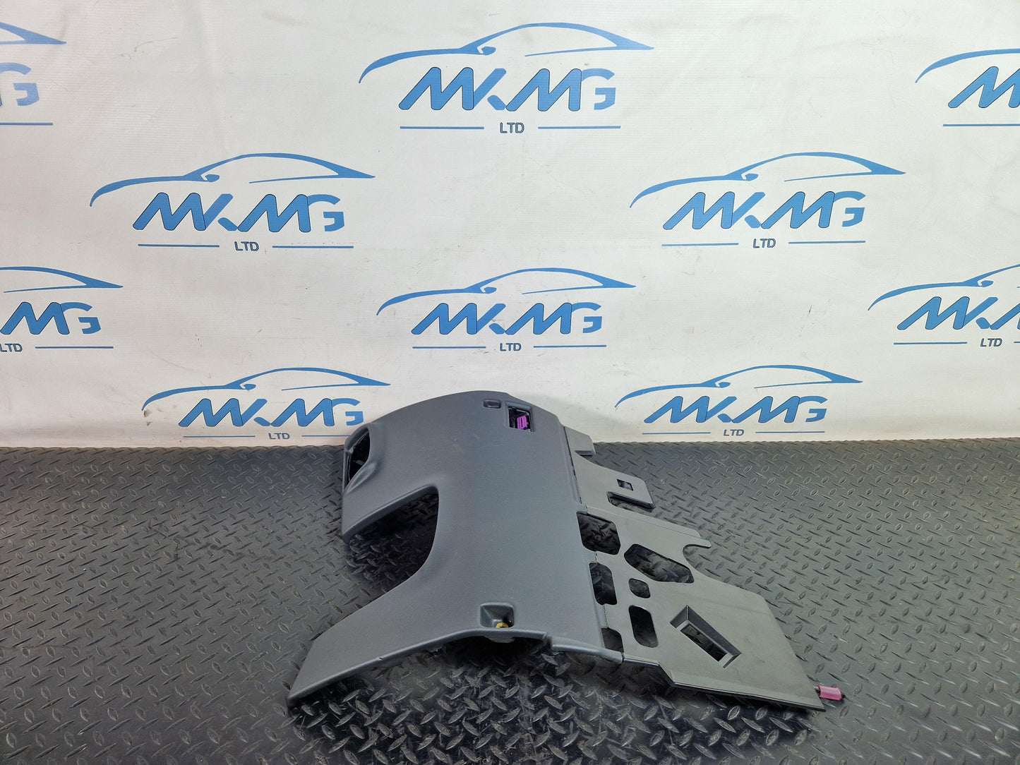 Audi A6 Allroad C7 Dashboard Lower Trim Cover Front Right Side 4G2863076C