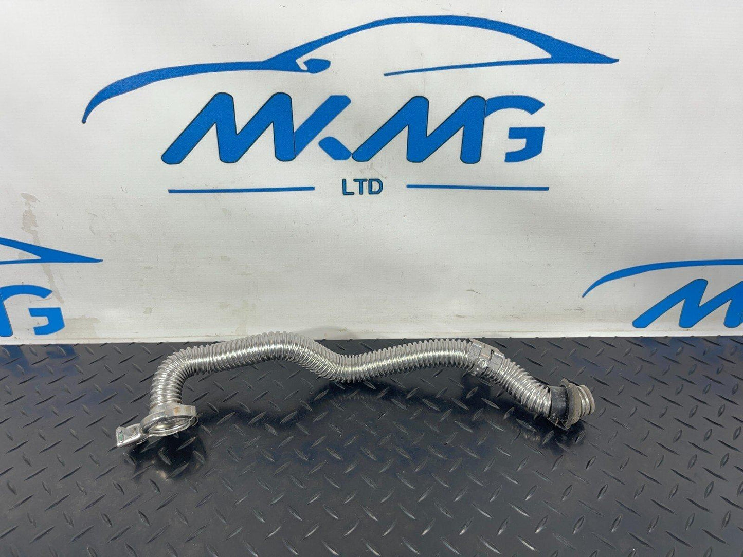 14-21 MERCEDES BENZ C350e W205 Water Hose Cooling Coolant Pipe A2053400400