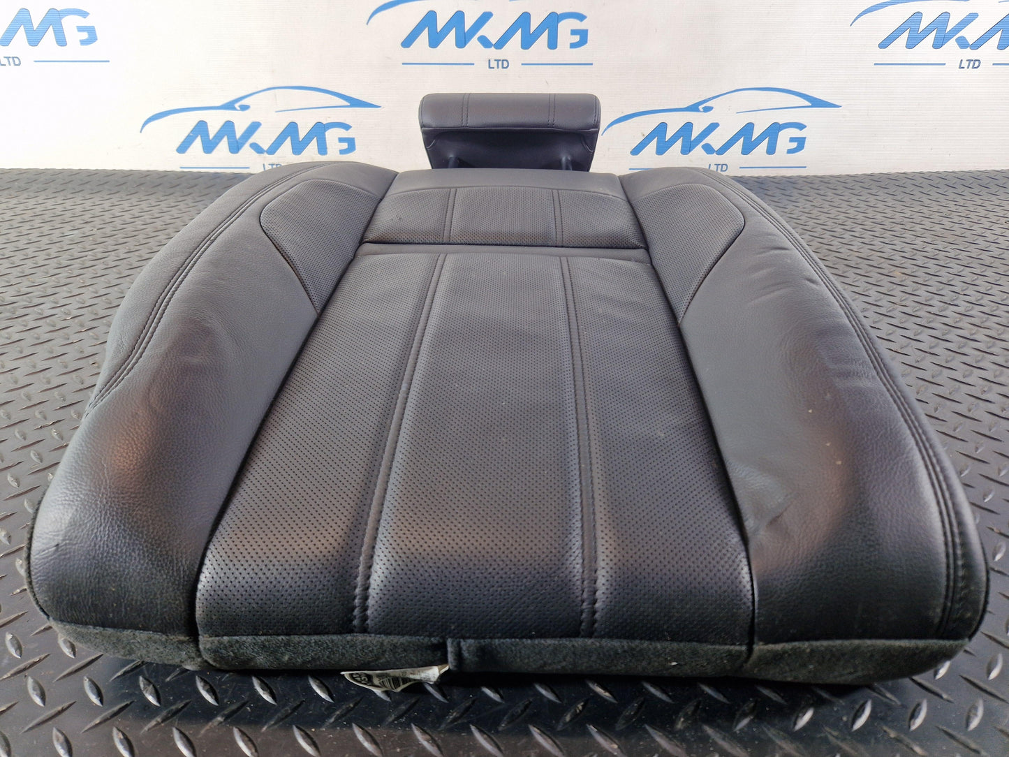 19-ON RANGE ROVER EVOQUE L551 REAR RIGHT O/S/R BLACK LEATHER SEAT BACKREST