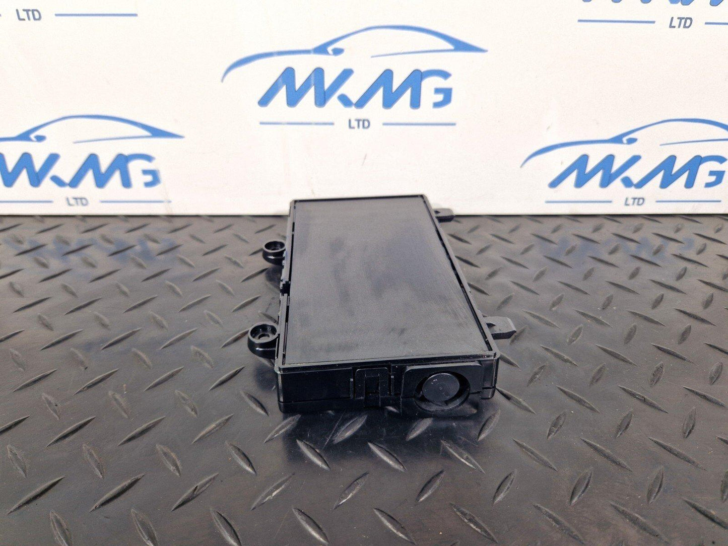 19-ON MERCEDES BENZ CLA C118 TELEMATICS CONTROL MODULE A1679008309