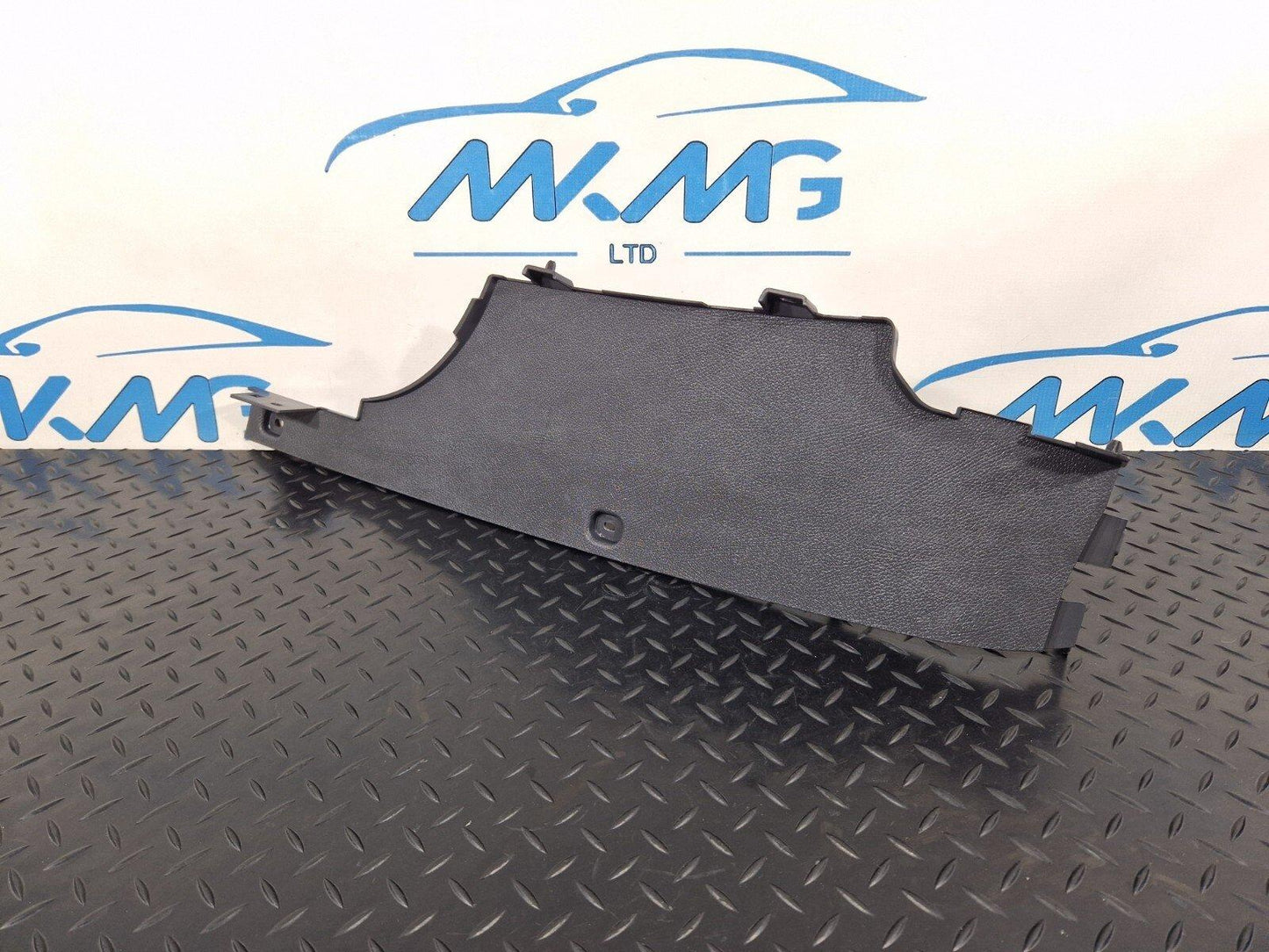 Mercedes-Benz    Unknown Part Type A9106804400