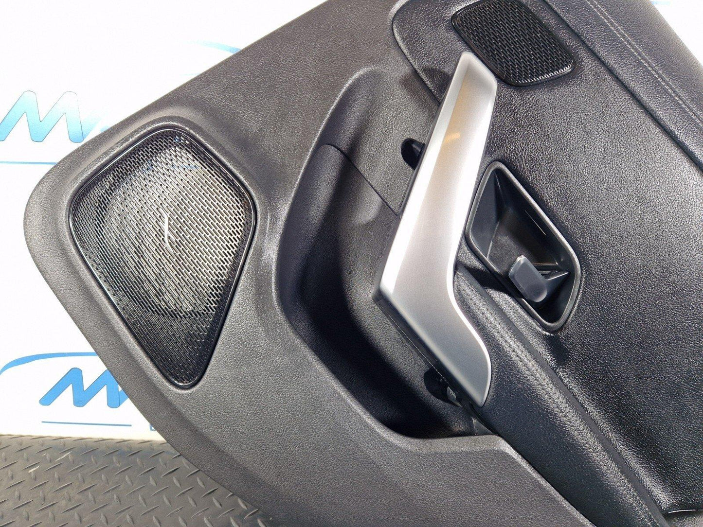 19-ON MERCEDES BENZ CLA C118 REAR RIGHT DOOR LEATHER CARD A1187308600