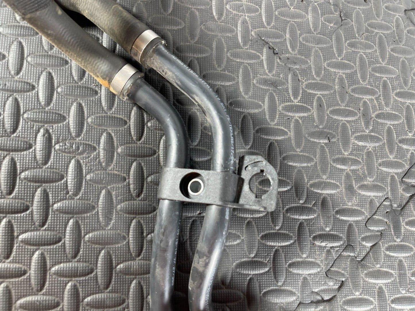 14-21 MERCEDES BENZ C300 W205 WATER COOLANT PIPES HOSE A2055010591